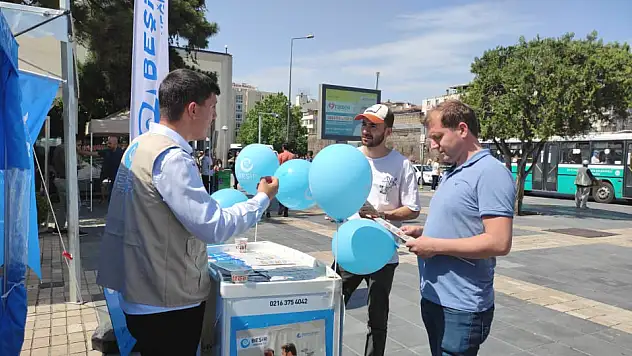Beşir derneği standı ziyaretçilerini bekliyor