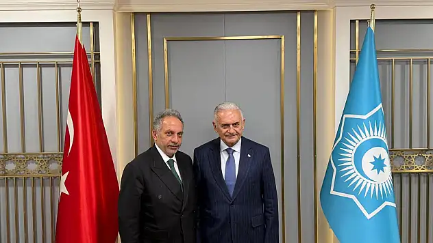 Binali Yıldırım'dan Mustafa Yalçın paylaşımı