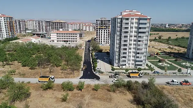 BOSTANBAŞI MAHALLESİNİN ULAŞIM AĞINI GÜÇLENİYOR