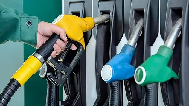 BRENT PETROL 97 DOLARA İNDİ