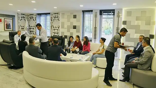 'BU ŞEHRE HİZMET SÖZÜMÜZ VAR'