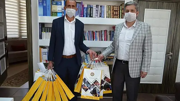Bünyan da yetimlere bayramlık