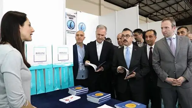 Bursa İnegöl'de gençlerin yoluna ışık tutacak etkinlik başladı