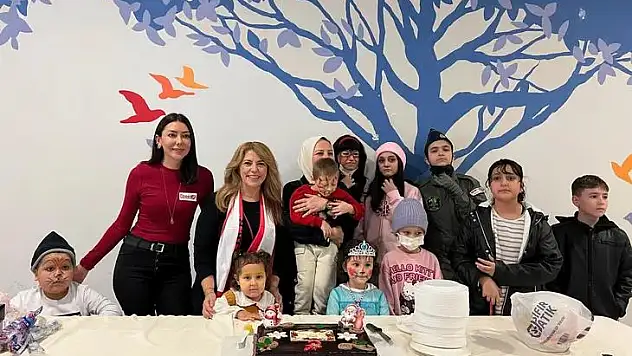 Bursa Löder, lösemili çocuklara erken neşe getirdi