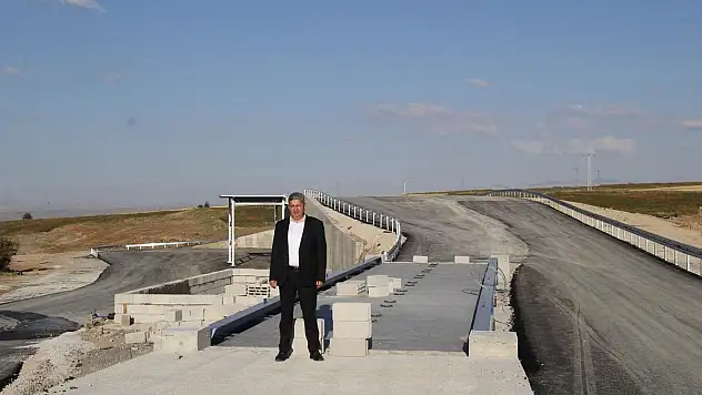 BÜYÜK TUZHİSAR YOLUNA ÇÖP TRANSFER MERKEZİ