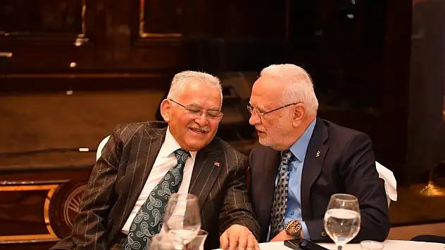 Büyükkılıç, Ankara'da Kayserililerle İftar Sofrasında Buluştu