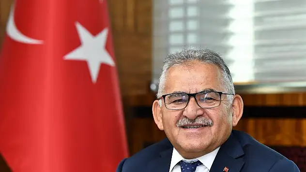 BÜYÜKKILIÇ: 'BAĞIMSIZLIK MÜCADELEMİZİ DÜNYAYA İLAN ETTİK'