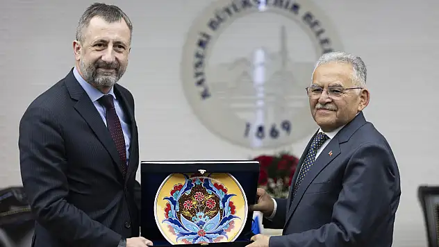 Büyükkılıç, Çekya'nın Ankara Büyükelçisi Stepanek'i Ağırladı