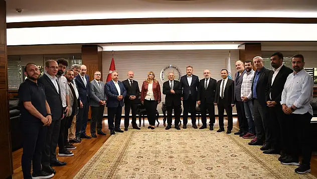 BÜYÜKKILIÇ: 'FİNAL MAÇINA GİTMEK İSTEYEN HİÇBİR TARAFTAR KAYSERİ'DE KALMAZ'