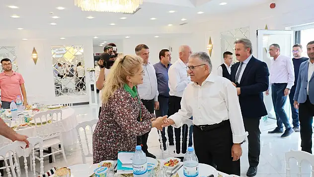 BÜYÜKKILIÇ, MELİKGAZİ MUHTARLARI İLE BULUŞTU