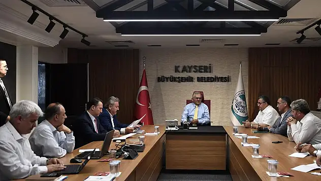 BÜYÜKKILIÇ'TAN BAŞKANLARLA 'KAYSERİGAZ' ZİRVESİ