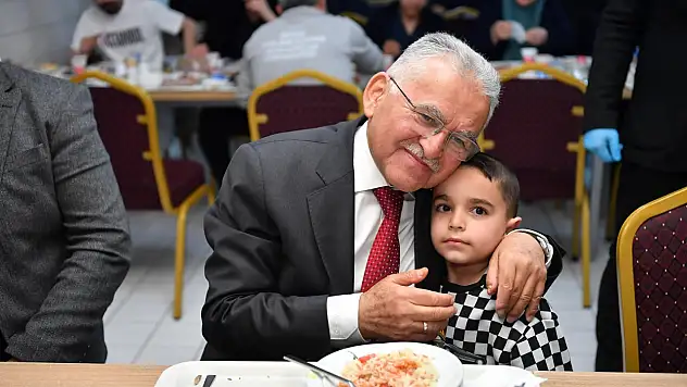 Büyükkılıç'tan Bayram ve Gönül Buluşmaları