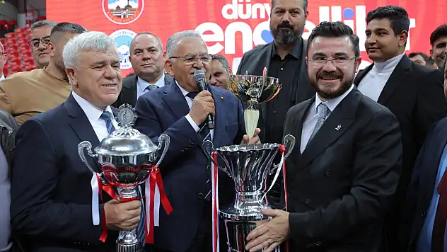 Büyükkılıç'tan engellilere destek