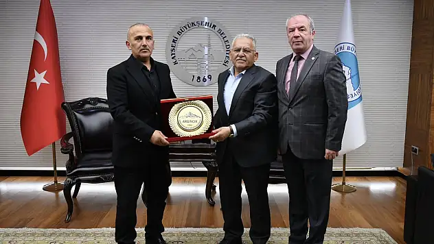 Büyükkılıç'tan Yoğun Ziyaret Trafiği