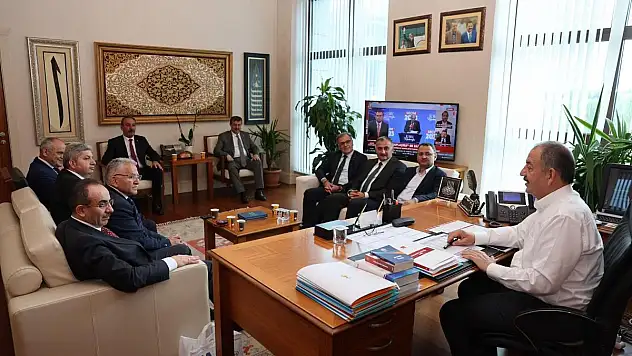 BÜYÜKKILIÇ VE BAŞKANLARDAN ÖZHASEKİ'YE ZİYARET