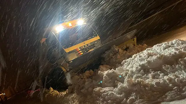 BÜYÜKŞEHİR, 116 KIRSAL MAHALLE YOLUNU ULAŞIMA AÇTI