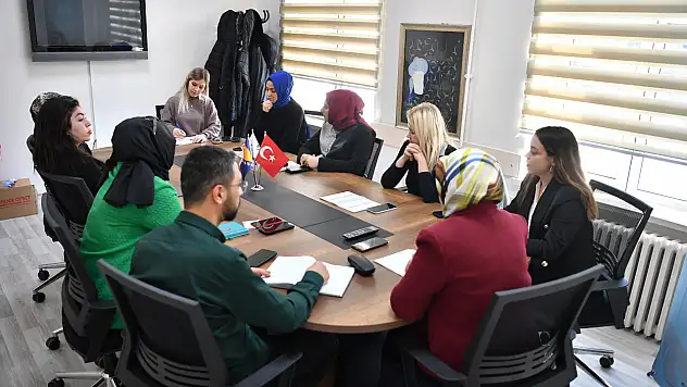 Büyükşehir aile akademisi'nden ücretsiz destek