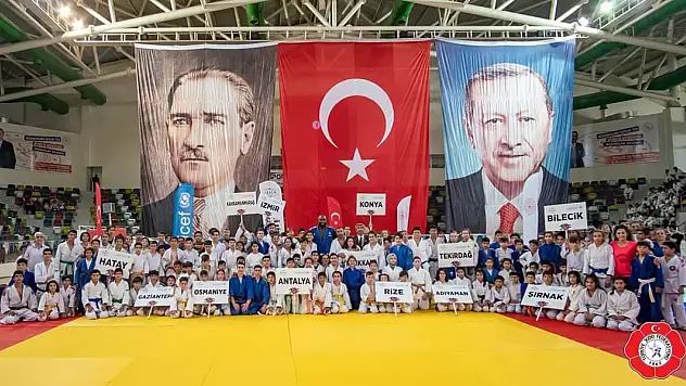 Büyükşehir Belediyesporlu Judoculardan 6 Madalya Birden