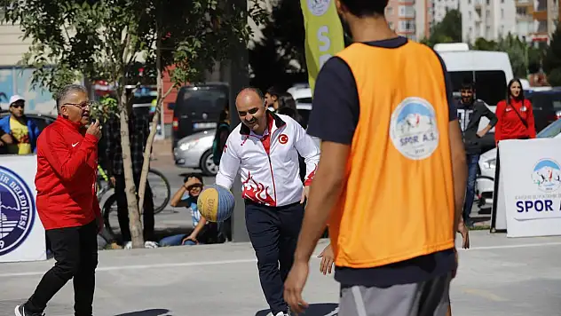 BÜYÜKŞEHİR'DE HAREKET VE BEREKET VAR