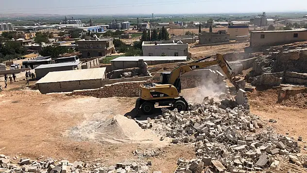 BÜYÜKŞEHİR'DE KAÇAK YAPIYA GEÇİT YOK