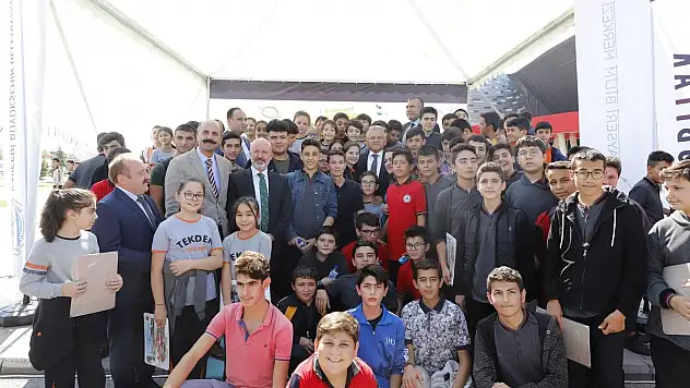 BÜYÜKŞEHİR'DEN BİLİM ŞENLİĞİ