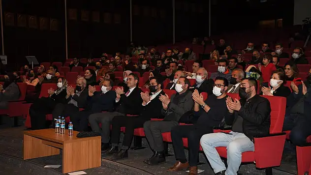 BÜYÜKŞEHİR'DEN SAĞLIK ÇALIŞANLARINA ÖZEL KONSER