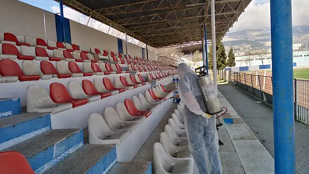 Büyükşehir'den Spor Tesislerine Dezenfekte