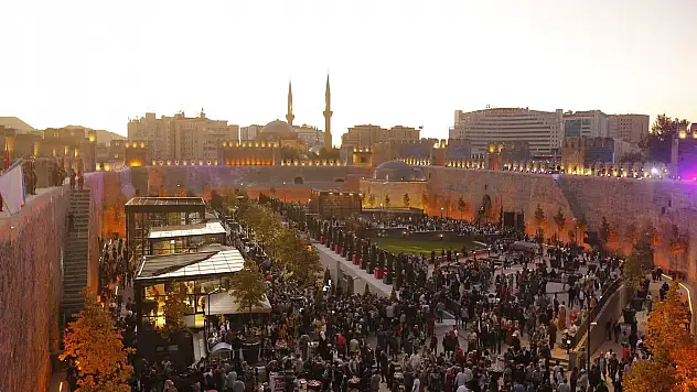 Büyükşehir'den Tarihi Yatırım