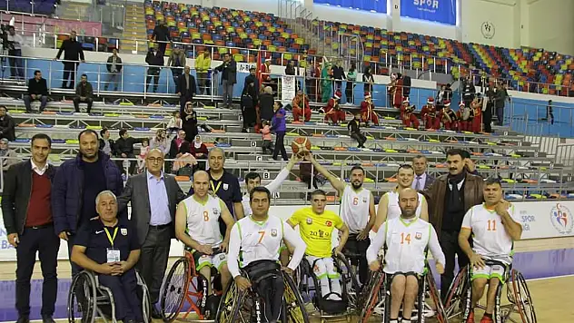 Büyükşehir Ekibi Bağcılara Geçit Vermedi