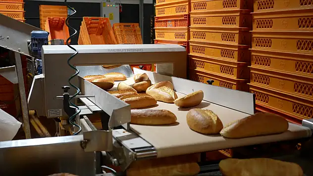 Büyükşehir Kent Ekmek'te Günlük Üretim 100 Bini Aştı