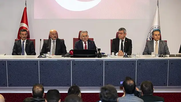 BÜYÜKŞEHİR MECLİSİ'NDEN İDLİP TEPKİSİ