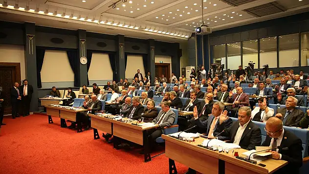 BÜYÜKŞEHİR MECLİSİ'NDEN ÖNEMLİ KARARLAR