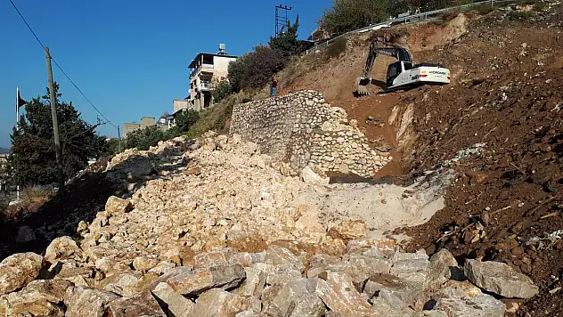 BÜYÜKŞEHİR RİSKLERE KARŞI ERKEN ÖNLEM ALIYOR