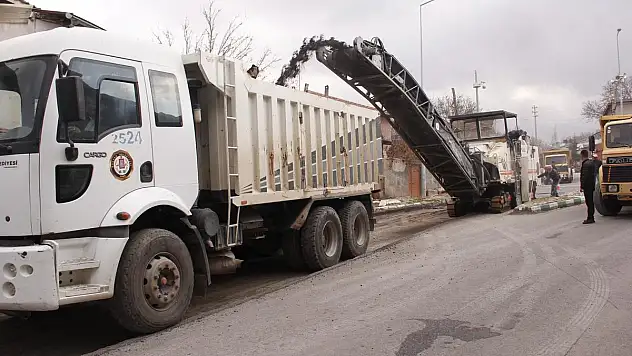 CAMİ KEBİR VE SAĞLIK MAHALLELERİMİZ DE ASFALTA KAVUŞUYOR