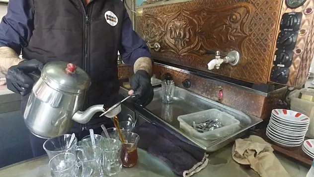 Çay zammı, esnaf ile müşteriyi karşı karşıya getirdi