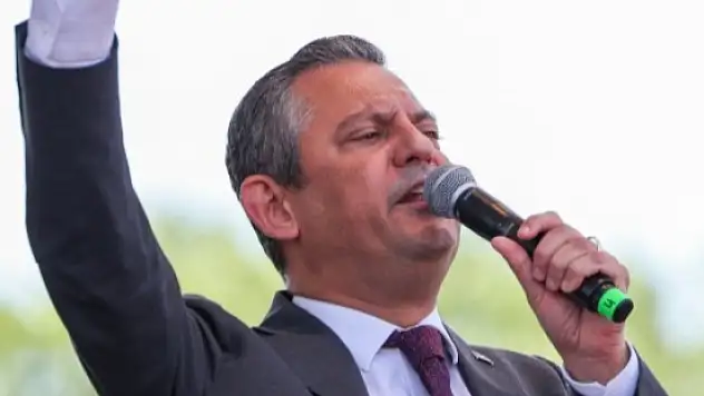 CHP Genel Başkanı Özel, 'Bu yaptıkları ne yiğitliktir ne de mertliktir'