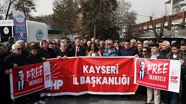 CHP İl Başkanı Özer, Ekrem İmamoğlu'nun mektubunu okudu