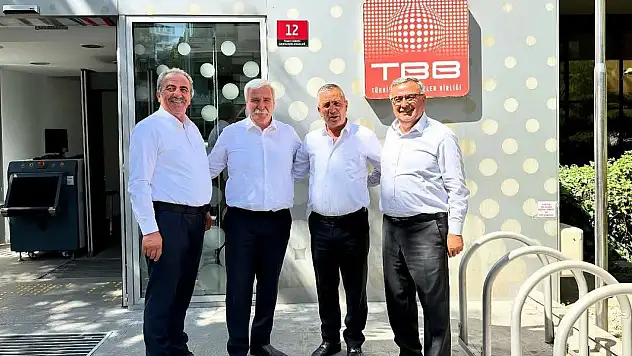 CHP'li 4 Belediye Başkanından Özgür Özel'e Destek Mesajı