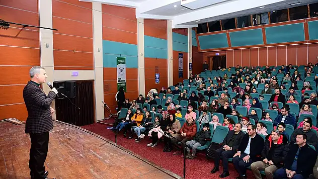 'Çocuklarımızın Mutluluğu, Yeşilyurt'a Huzur Veriyor'