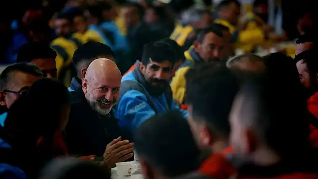 Çolakbayrakdar'dan 1 Mayıs Mesajı