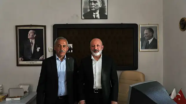 Çolakbayrakdar Sümer Yenimahalle'de Muhtarlarla Buluştu
