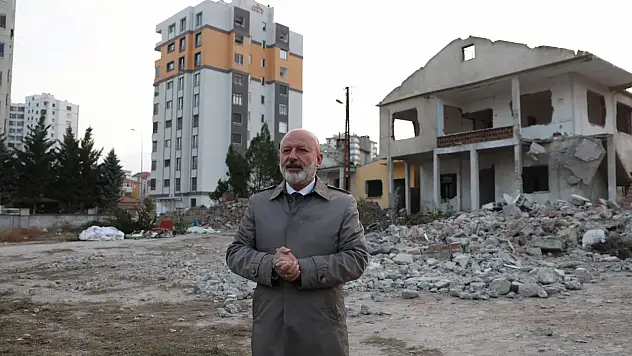 Çolakbayrakdar Uğurevler'de dönüşümü inceledi