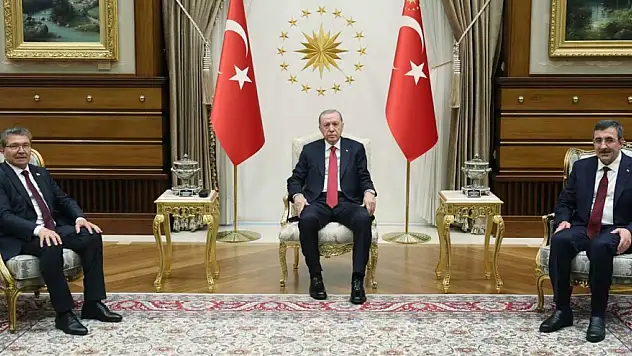 Cumhurbaşkanı Erdoğan, KKTC Başbakanı Ünal Üstel'i kabul etti