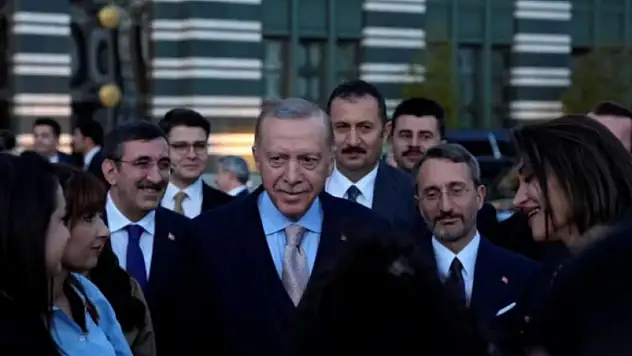 Cumhurbaşkanı Erdoğan'dan öğretmenlere atama müjdesi