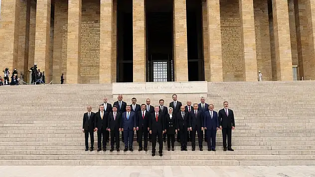 Cumhurbaşkanlığı Kabinesi Anıtkabir'de