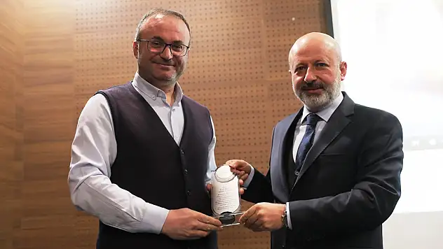DAHA İYİ HİZMET İÇİN  PROFESYONEL EĞİTİM