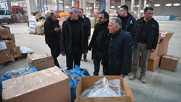 DEPREM BÖLGESİNDE YARALAR SARILIYOR