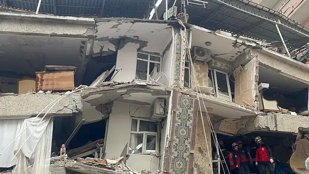 DEPREM BÖLGESİNE GÖNÜL KÖPRÜSÜ