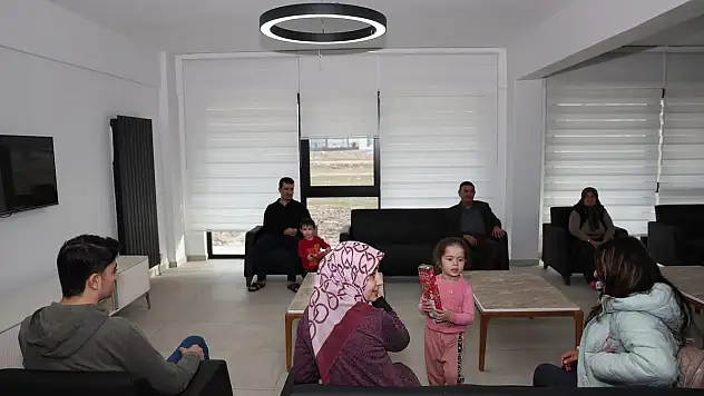 Depremzede aileler hasta yakınları misafirhanesinde