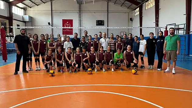 Develi'de Yaz Spor Okulları Sporcularıyla buluşma